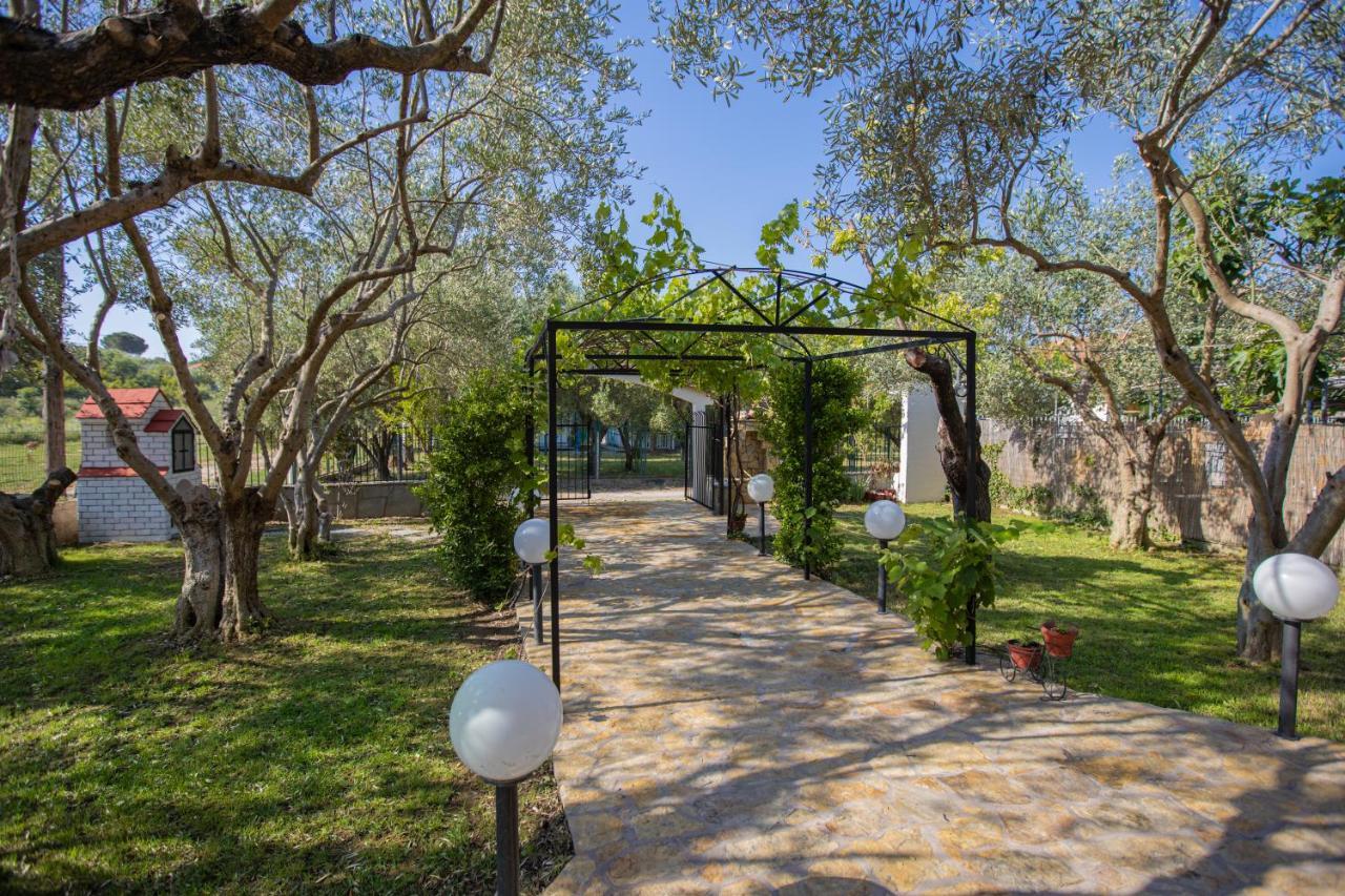 Villa Vergia Sozopoli Eksteriør billede